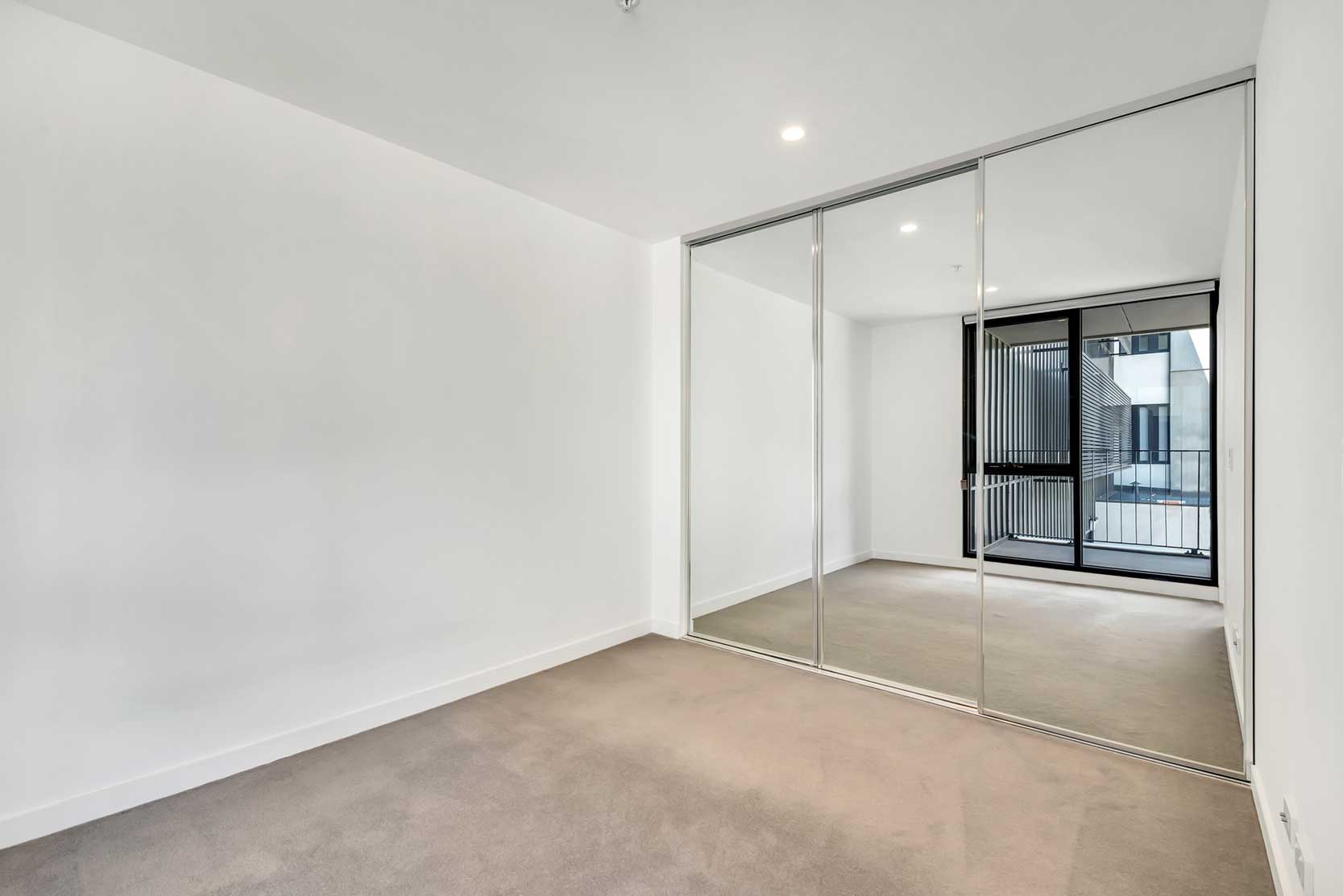 Wardrobe Mirror Replacement